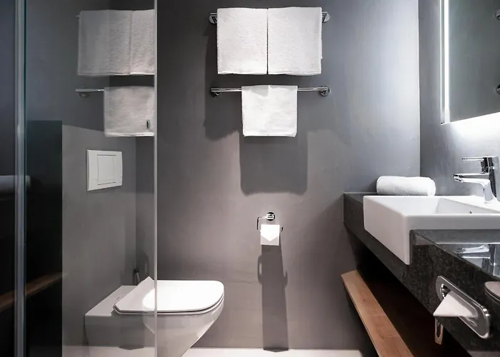 Intercityhotel 4* Vienna