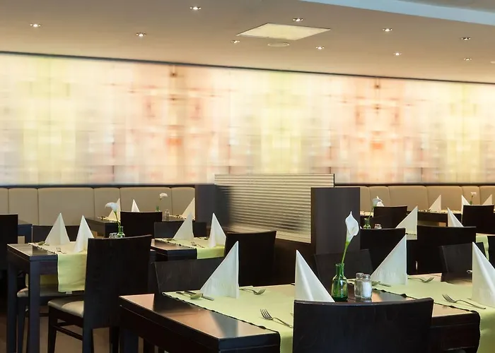 Intercityhotel 4* Vienna