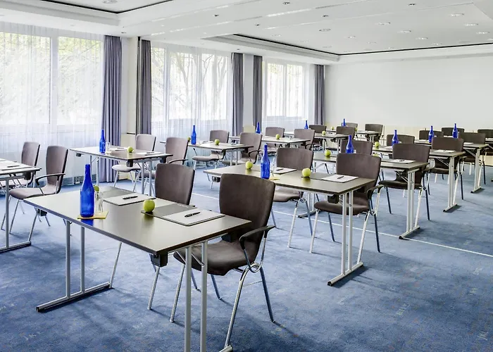 Hotel Intercityhotel 4*